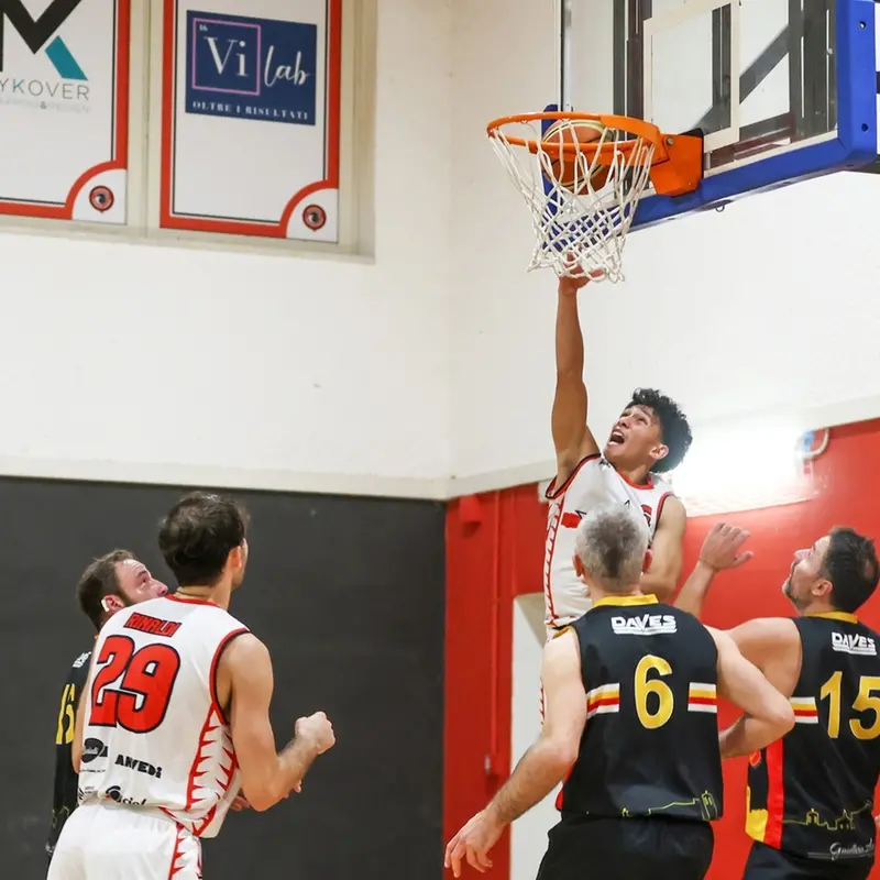 La Supernova Fiumicino non sbaglia: Aprilia travolta 104-73