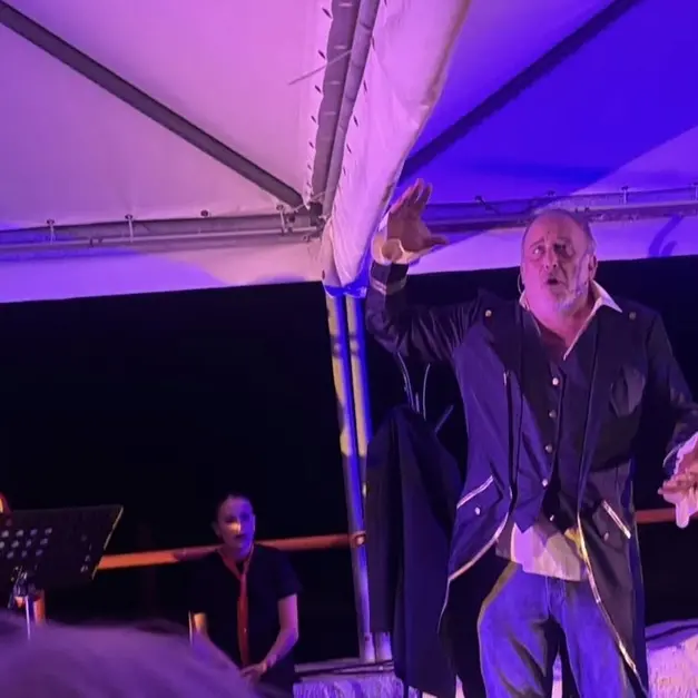 ‘’Opinioni di un Clown – Notturno Ribelle’’, arte e solidarietà alla Cittadella