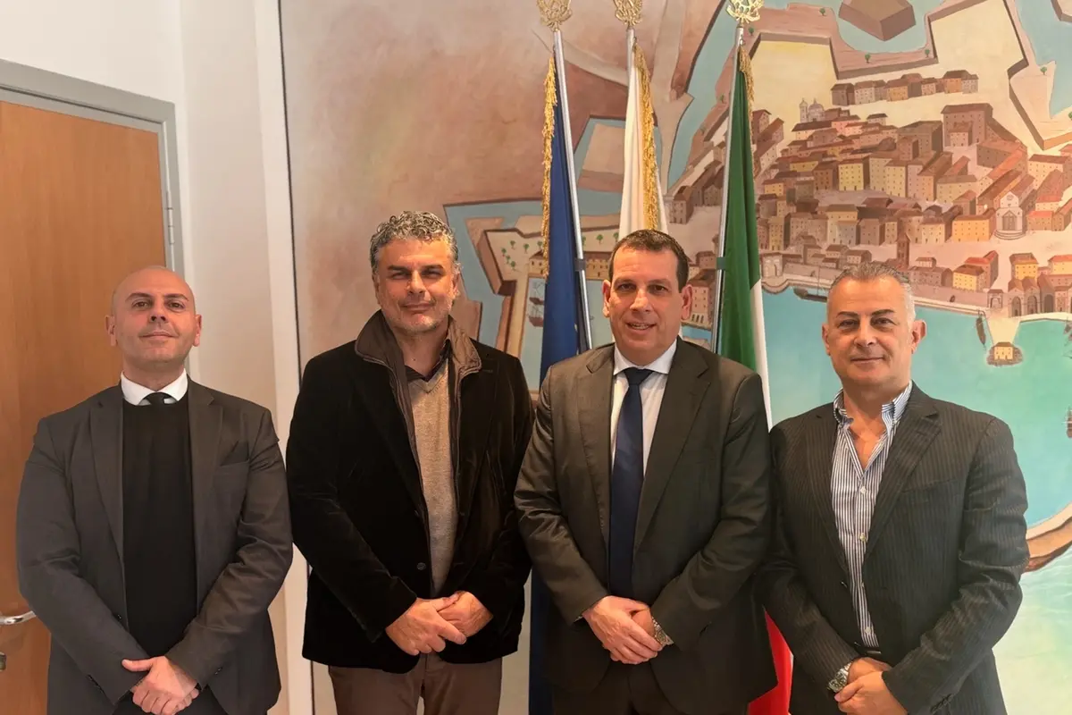 Porto e città, Confcommercio incontra Latrofa: «Trasformare le crociere in valore diffuso»