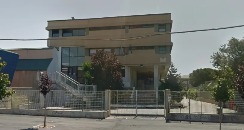 «Nelle scuole lavori mal eseguiti»