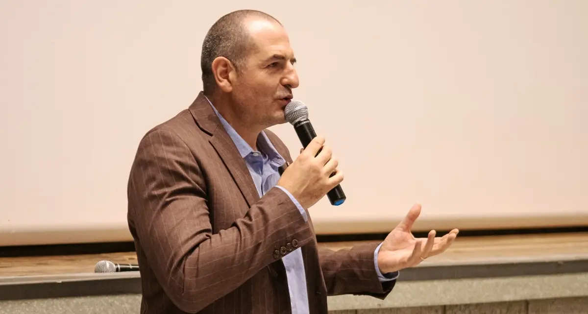 Il Pd frena: «Civitavecchia non delega il proprio futuro»