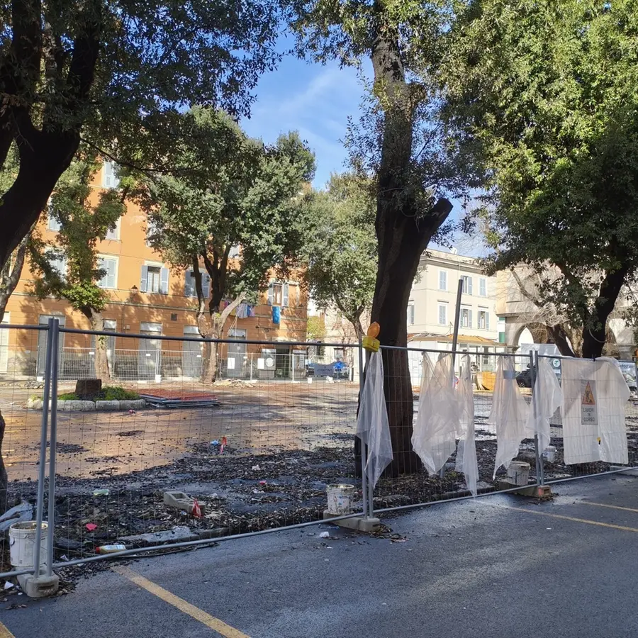 Mercato, in attesa dell’esito della perizia operatori sul piede di guerra