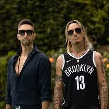 Il brindisi di Capodanno con i Gemelli Diversi