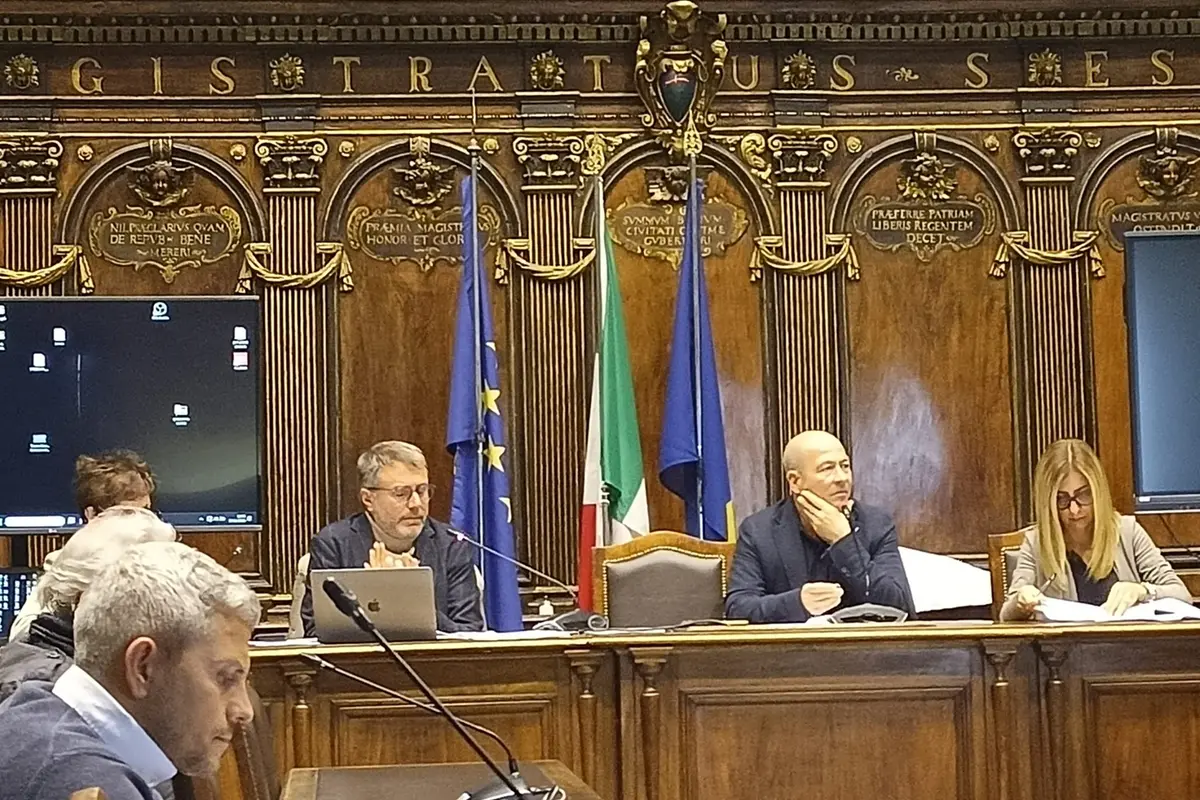 Viterbo: via libera al regolamento per i dehors