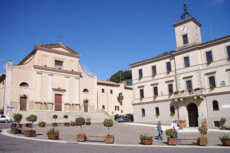 Allumiere, polemiche e accuse incrociate: la maggioranza attacca il Pd locale