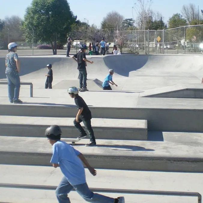 Skate park e campo da basket in via Dora Riparia