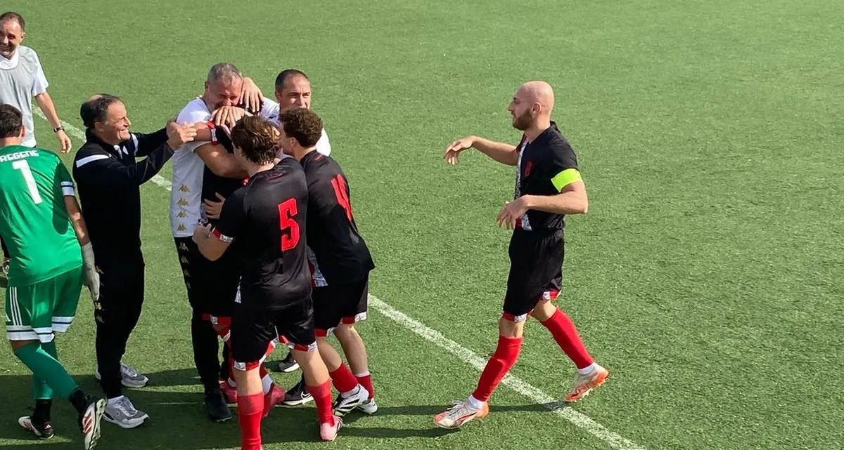 Il Fregene batte la Pro Calcio Cecchina 2-0 e vola a punteggio pieno