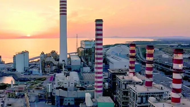 Cambia lo skyline si demolisce la ciminiera del gruppo 4