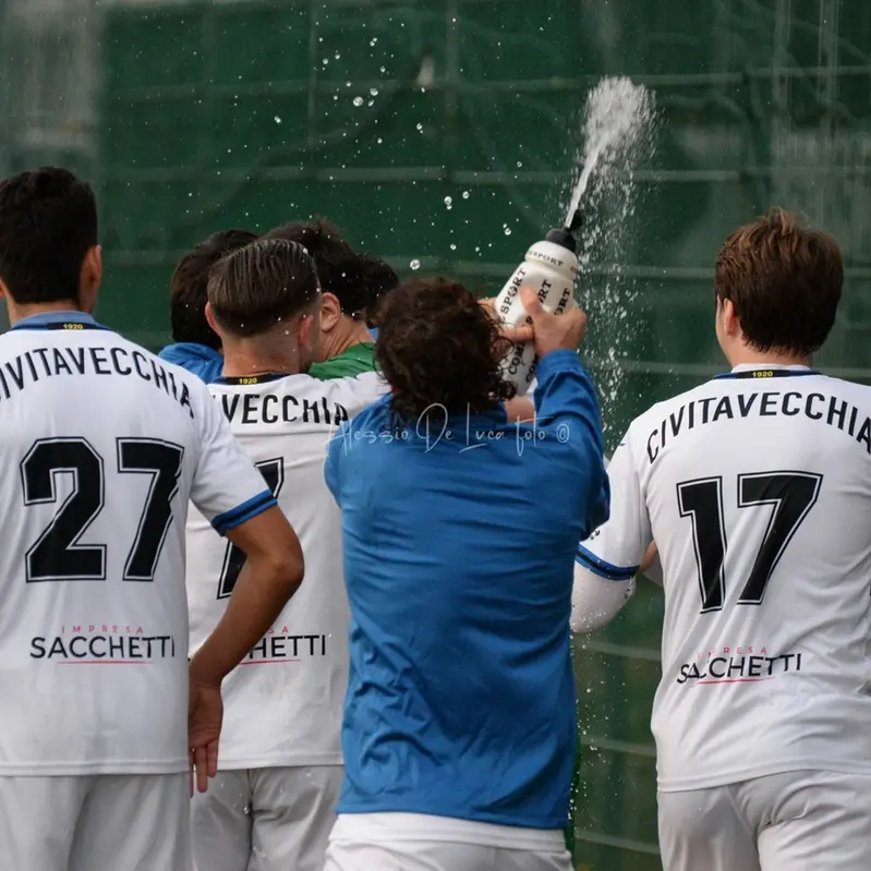 Euforia Vecchia: quattro gol e i nerazzurri tornano in zona playoff