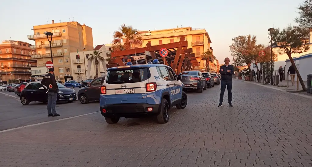 Ruba negli stabilimenti: denunciato
