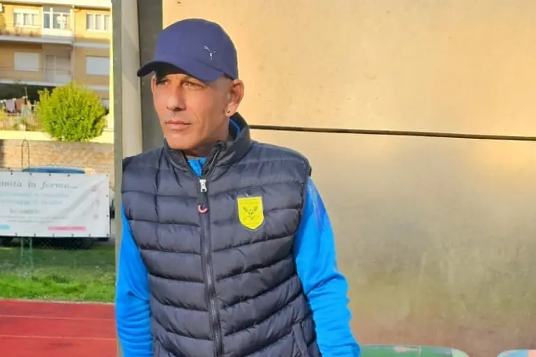 L\\u2019allenatore del Quartiere Campo Oro Fabio Secondino