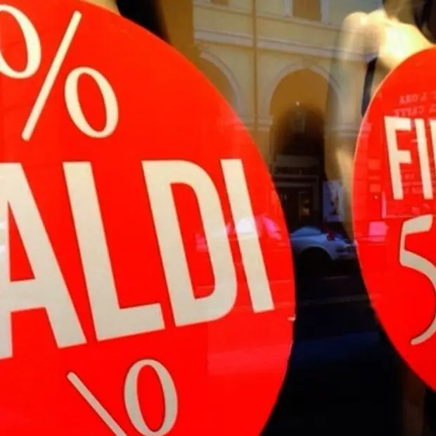 Saldi estivi, prudenza a Civitavecchia