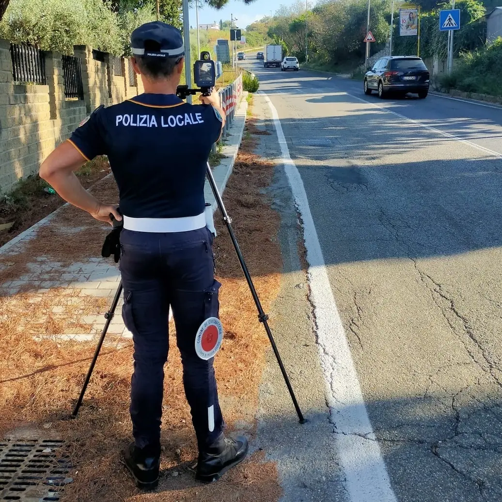 Via Terme di Traiano: via ai controlli con telelaser