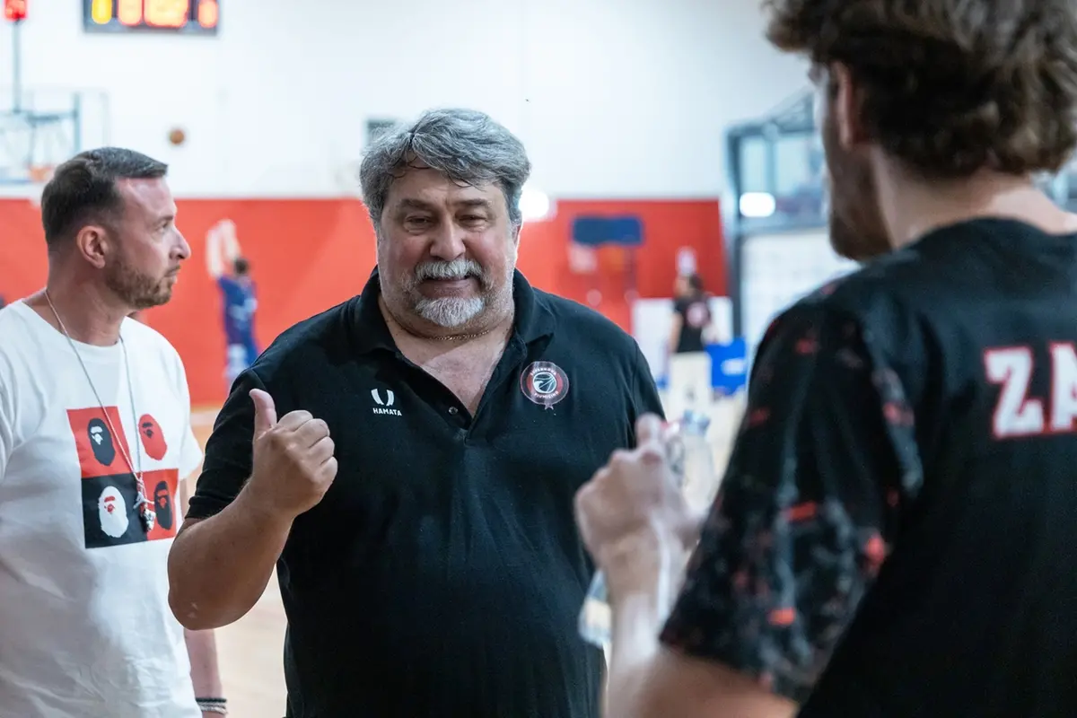 L\\u2019allenatore Andrea Sardo