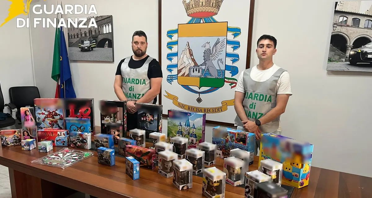 Viterbo, sequestrati oltre 2400 giocattoli pericolosi