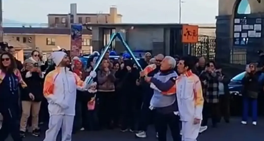 Ancora Civitavecchia con la Fiamma Olimpica: la grande gioia di Trotta