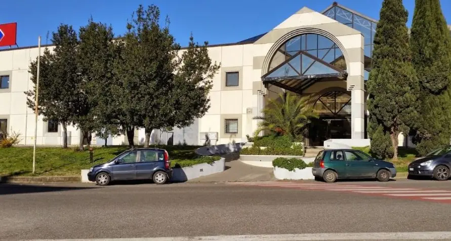 Tarquinia, riapre il supermercato al Top 16: salvi i posti di lavoro