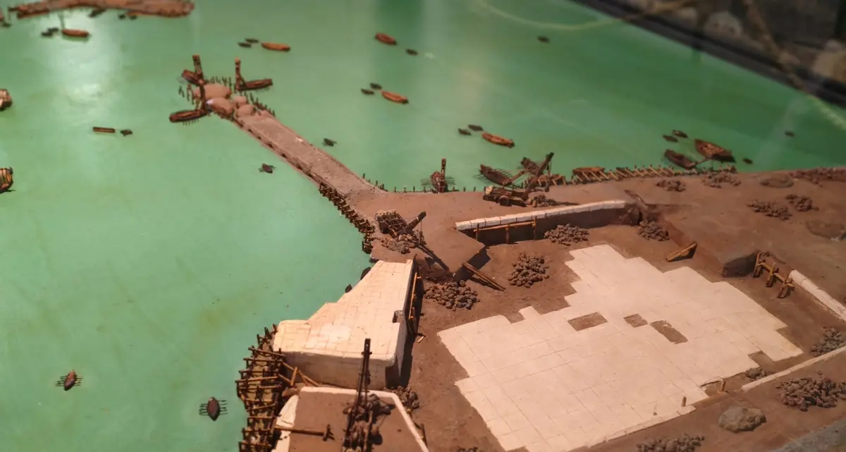 Caccia al mosaico romano nella Darsena
