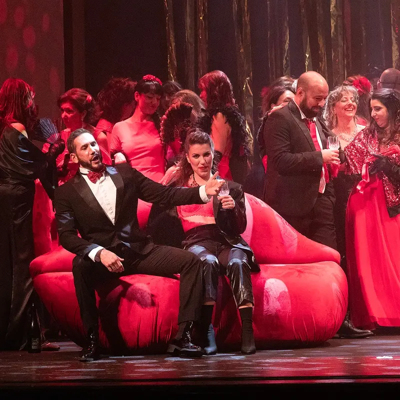 “La Traviata” in grande stile a Civitavecchia