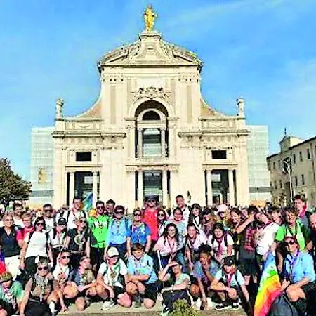 Scout di Tolfa e S. Marinella alla marcia Perugia–Assisi