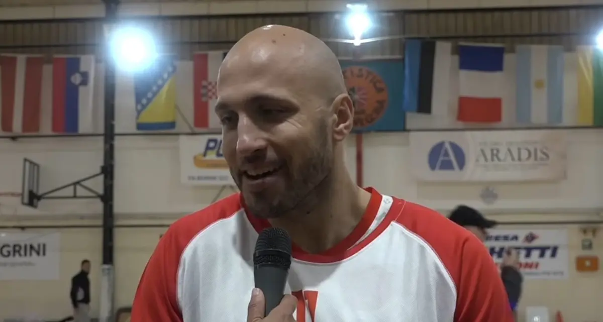 Gianvincenzi saluta: dopo una vita in rossonero non giocherà più per la Cestistica