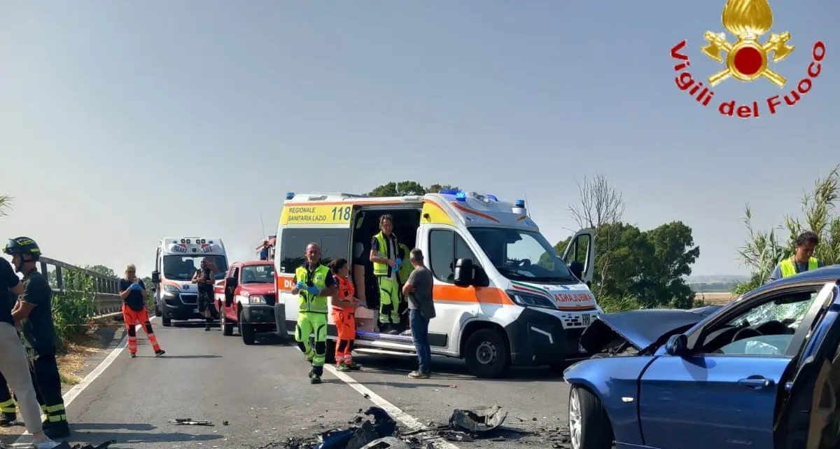 Frontale in viale Maria: sette feriti