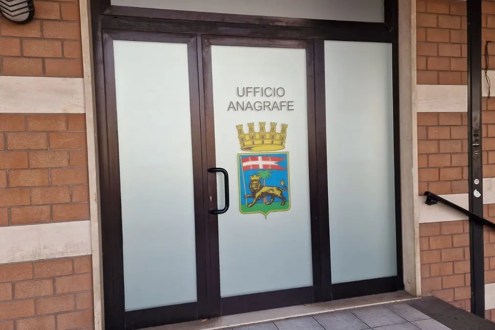 Viterbo: caos all’ufficio anagrafe, interviene la polizia