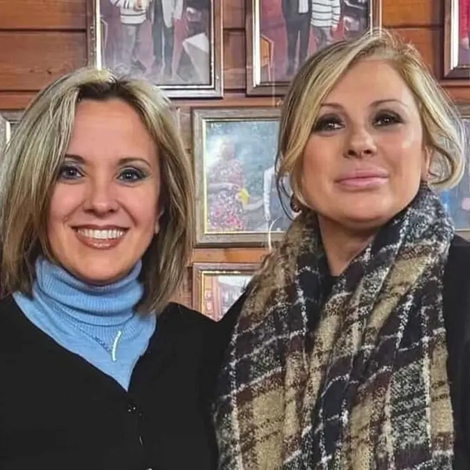 Tina Cipollari a pranzo in Faggeta