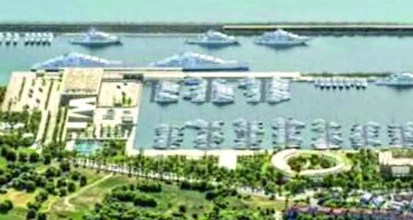 Porto crocieristico, manifesti e polemiche