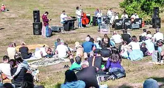Esperienza unica domenica a Tolfa con i Picnic musicali