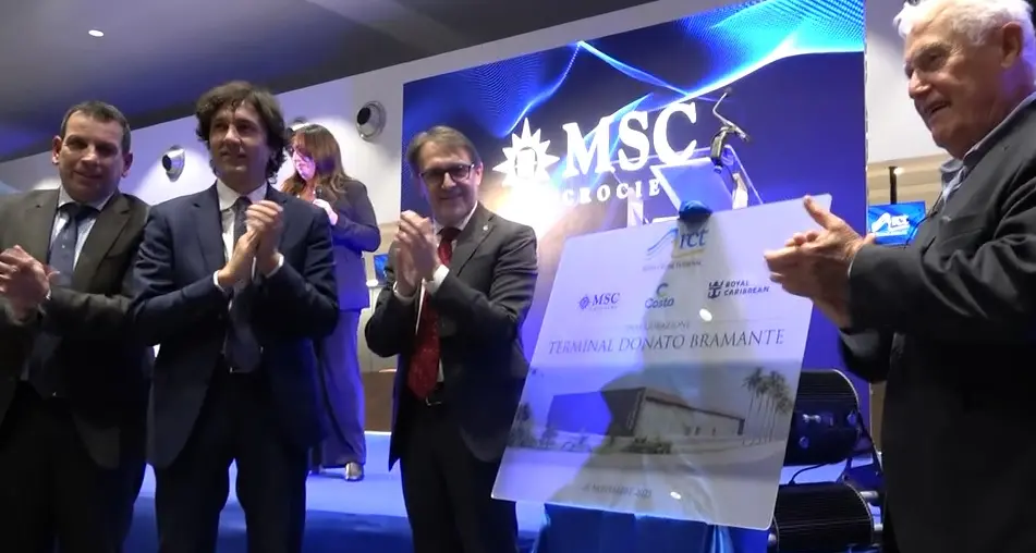 Taglio del nastro per il nuovo terminal Bramante