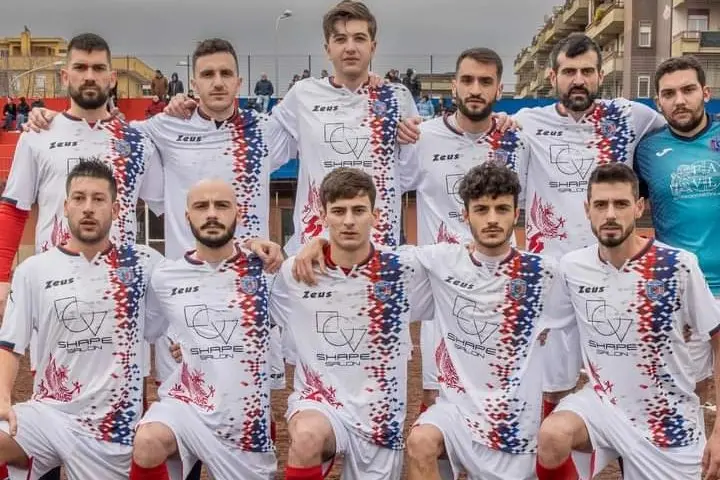 La formazione del Pianoscarano, unico team della Tuscia a rappresentare il calcio provinciale nelle varie competizioni