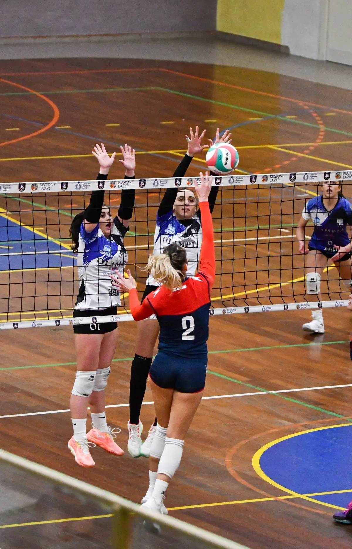 Alcuni scatti della sfida Asp-Volley Sora (Foto Nicoletta Vittori)