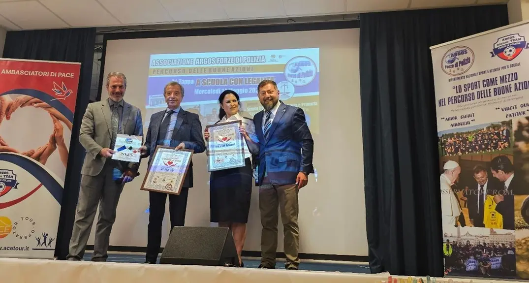 Argos Forze di Polizia, “Cuore d’oro” al sindaco Tidei per il suo contributo nel campo sociale
