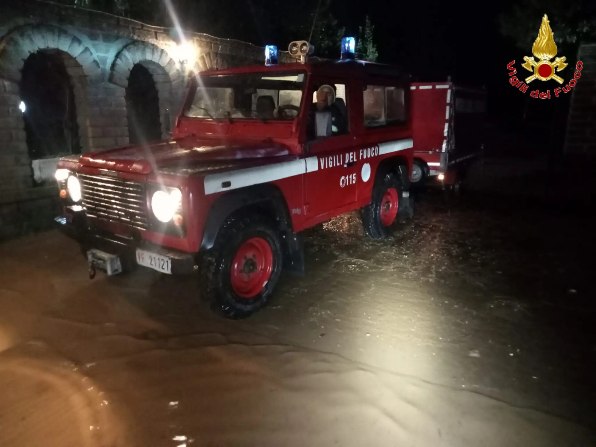 Via Fontanatetta, la strada diventa un fiume