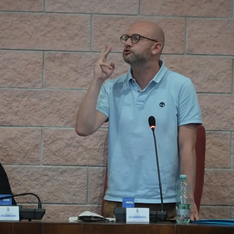 De Crescenzo: «Inaccettabile il comportamento di Enel»
