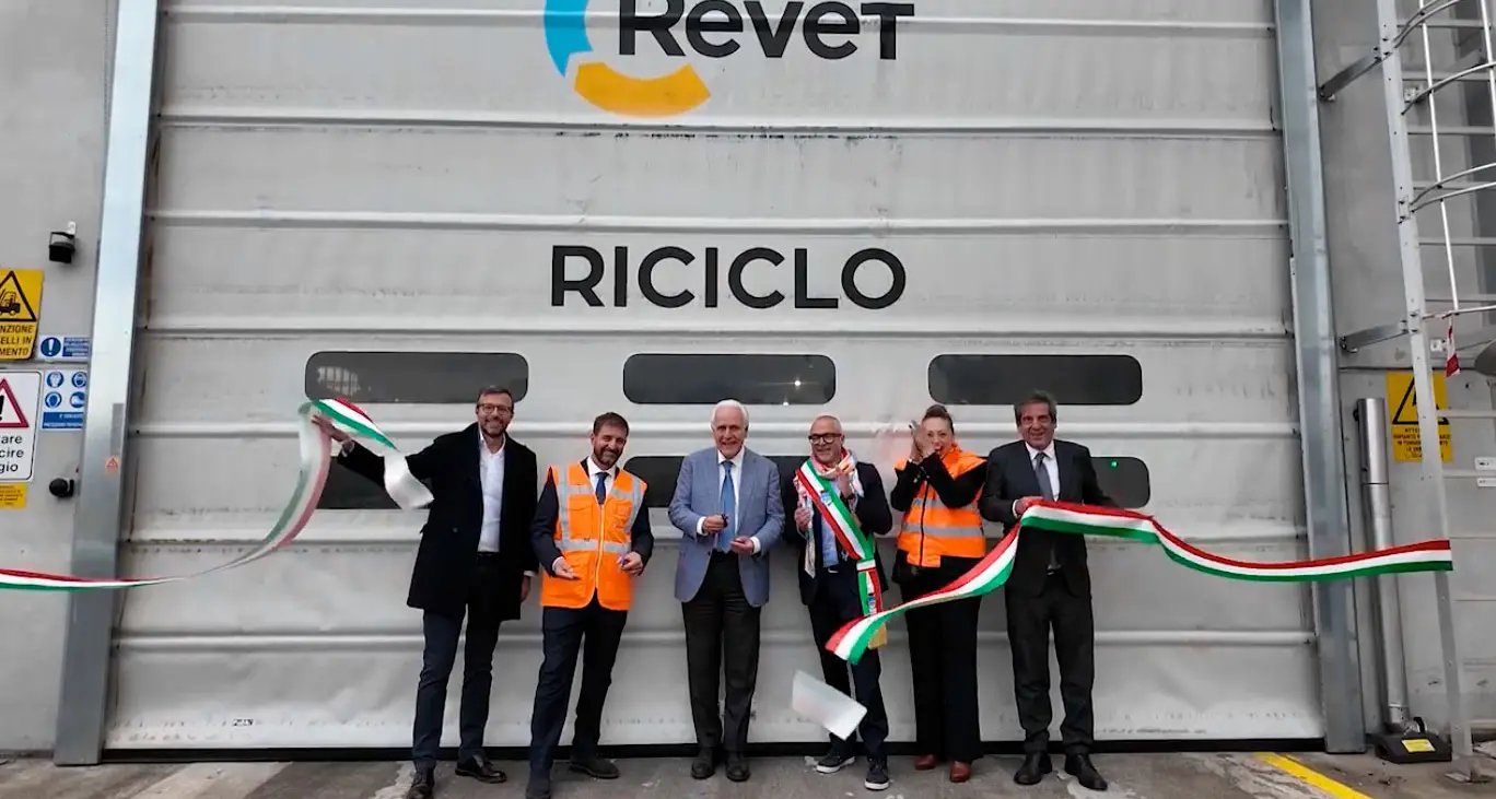 Revet (Gruppo Plures) avvia la seconda linea di produzione