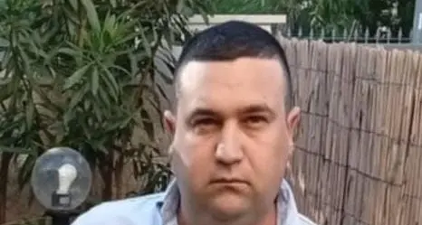 Quarantenne trovato morto in casa