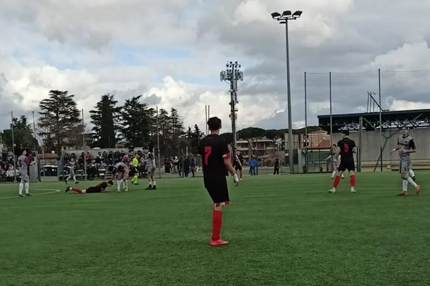 Una fase di gioco di Vjs Velletri-Fregene Maccarese (Foto pagina Facebook VJS Velletri)