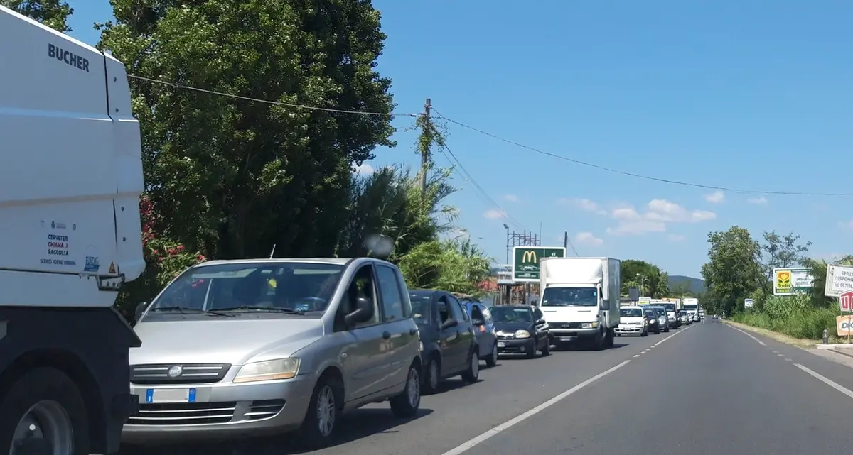 «Via il semaforo per far spazio al rondò»