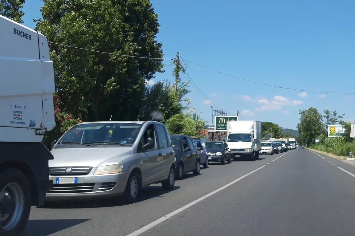 «Via il semaforo per far spazio al rondò»