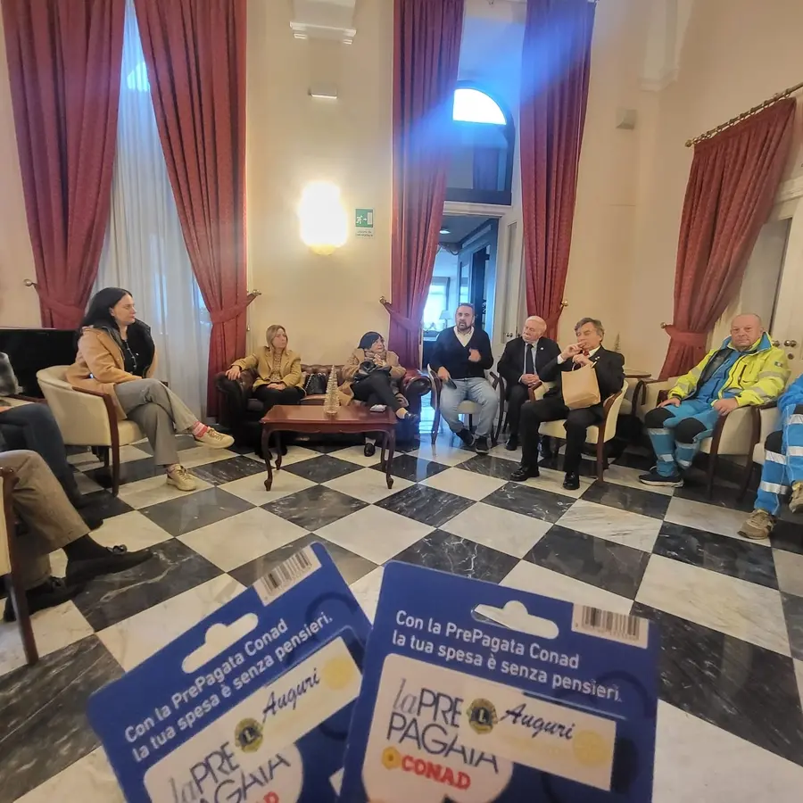 Lions e Rotary: ‘’A Natale stiamo insieme’’ per i più bisognosi