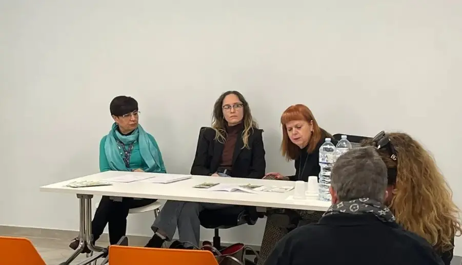 Da sinistra le psicologhe Anna Rita Mattera del SerD e Ilaria Mancinelli e Gabriella Fiorucci de Il Ponte