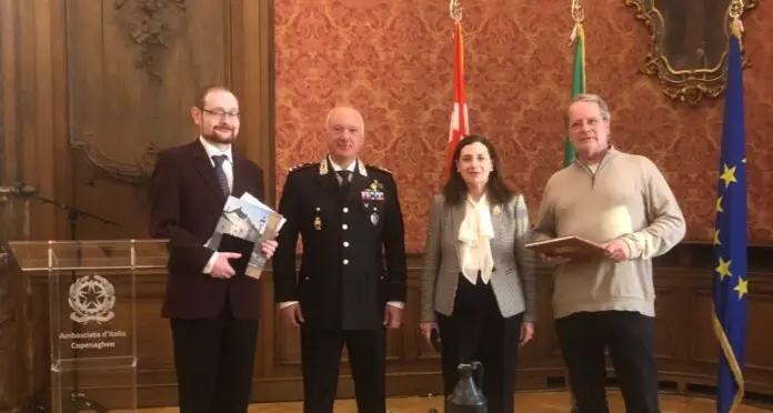Danesi restituiscono 4 reperti archeologici