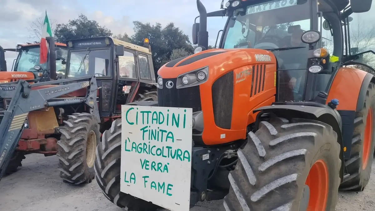 L'agricoltura italiana in pericolo: la lotta degli agricoltori per il futuro delle loro terre – LE INTERVISTE