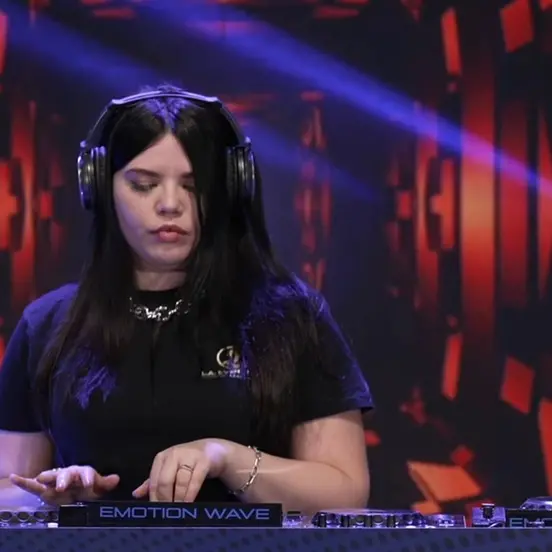 Valerie DJ a Casa Sanremo: anima, energia e grande successo