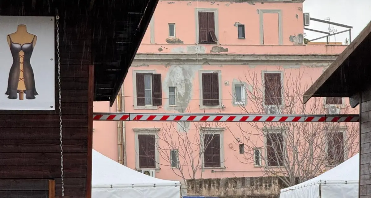 Restyling mercato, iniziate le operazioni per il trasferimento