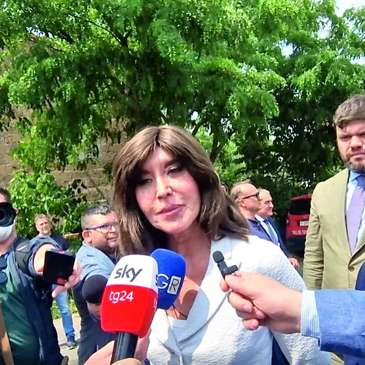 La ministra Bernini a Viterbo: «Questo è il primo giorno della ripartenza»