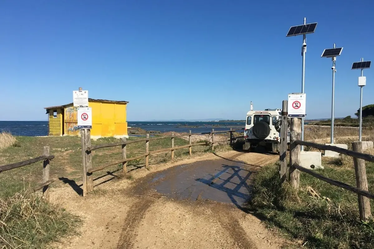 Tarquinia attiva il sistema di videosorveglianza al monumento naturale “La Frasca” per la tutela ambientale e il contrasto agli illeciti