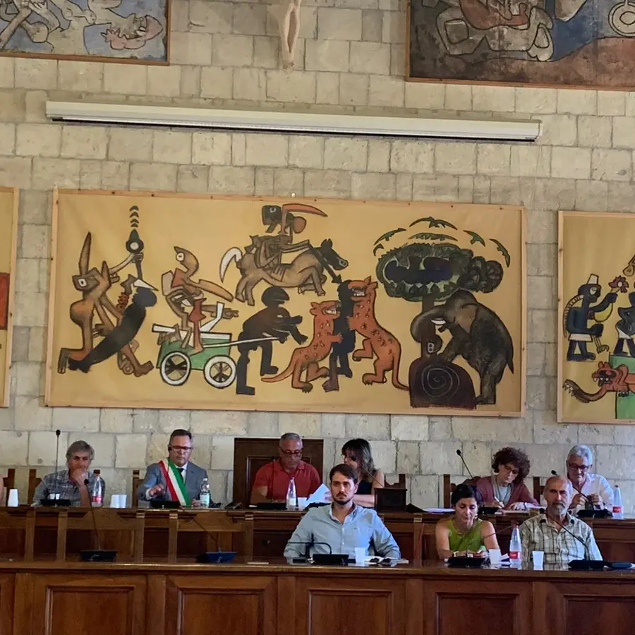 Consiglio comunale Tarquinia: via libera alla tassa di soggiorno